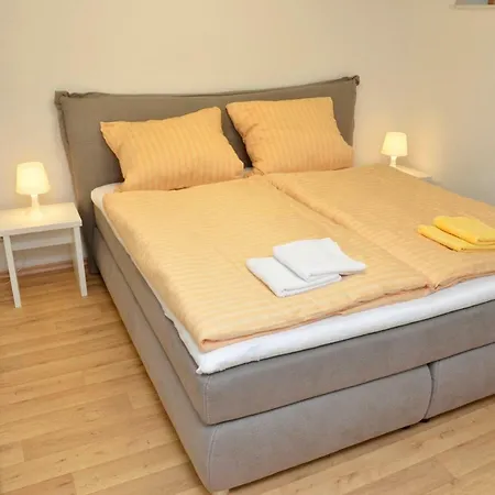 Daire Uhuherz Neustadt an der Weinstraße